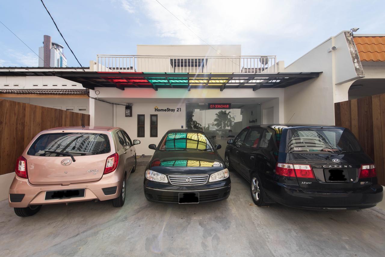 Homestay 21 Hotel Johor Bahru Exterior photo